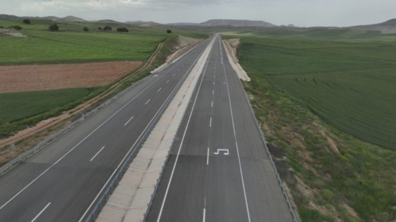 ulastirma-bakanligi-acikladi-melodili-yol-uygulamasi-devrede-ahho.jpg